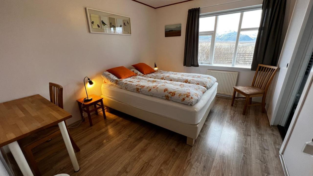 Sudur-Bar Guesthouse グルンダルフィヨルズル エクステリア 写真