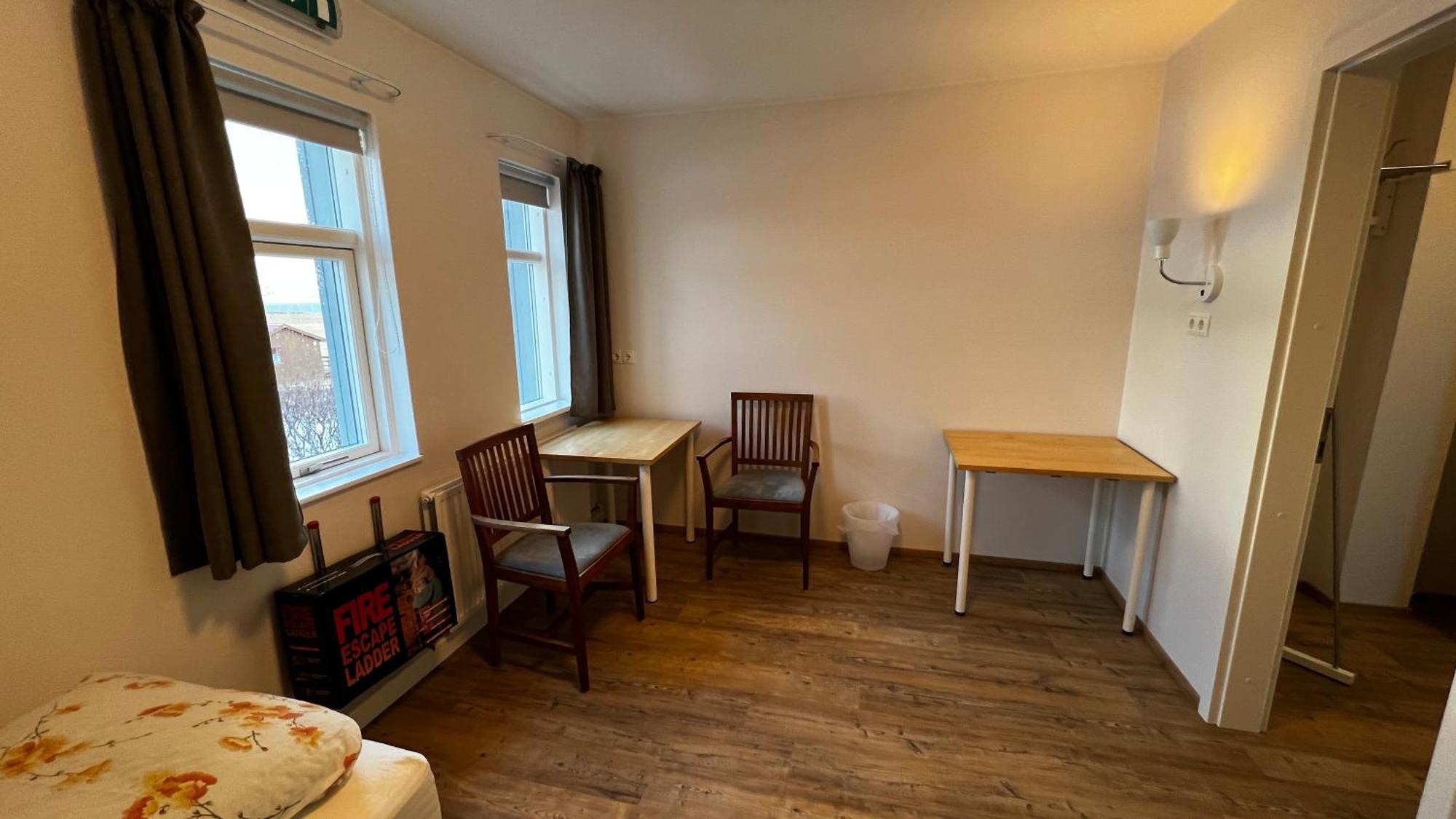 Sudur-Bar Guesthouse グルンダルフィヨルズル エクステリア 写真