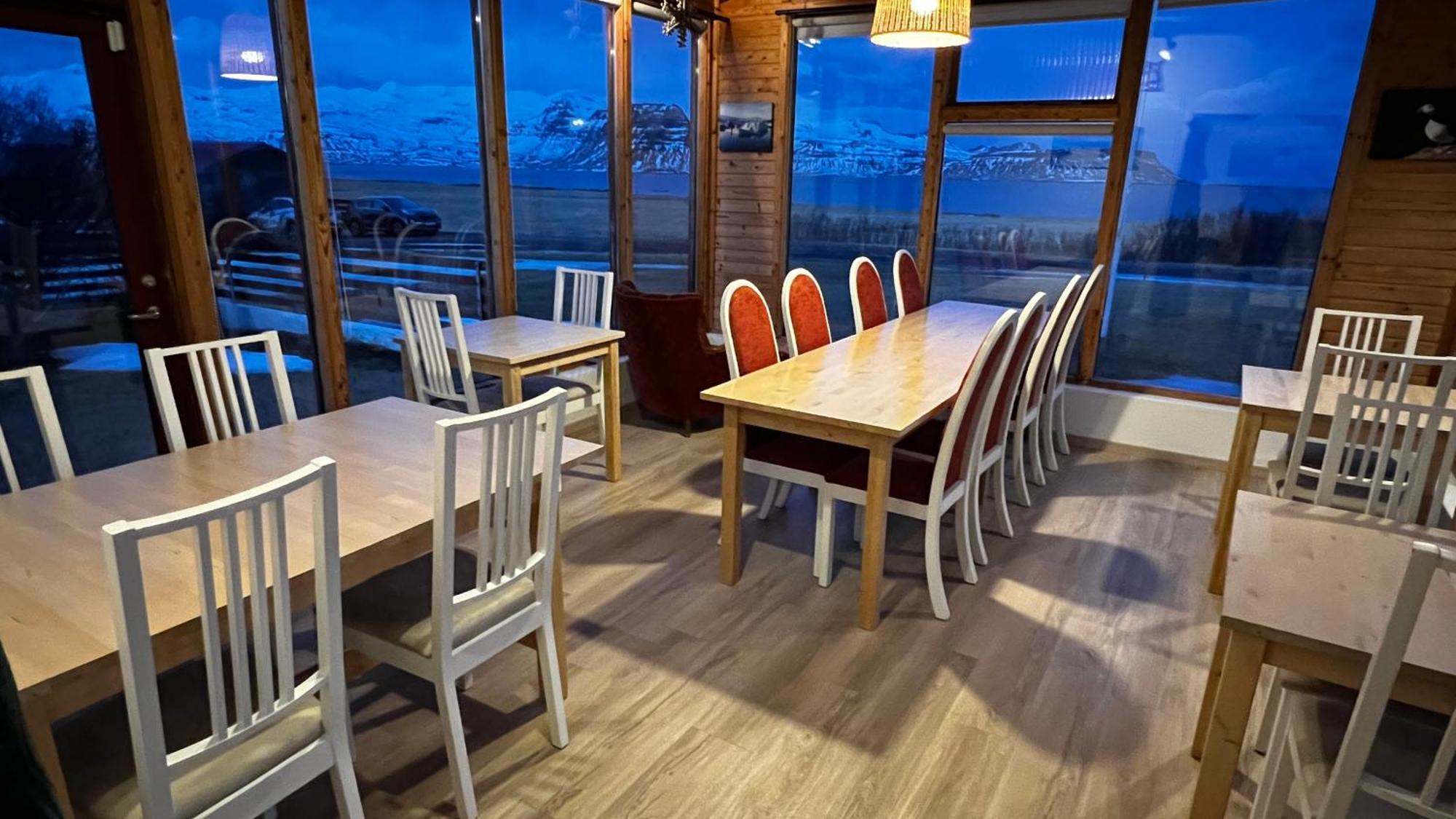 Sudur-Bar Guesthouse グルンダルフィヨルズル エクステリア 写真