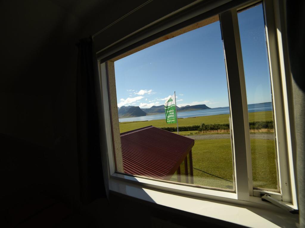 Sudur-Bar Guesthouse グルンダルフィヨルズル エクステリア 写真