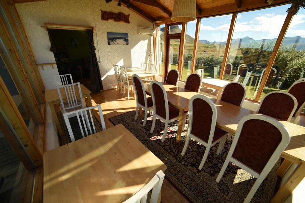 Sudur-Bar Guesthouse グルンダルフィヨルズル エクステリア 写真