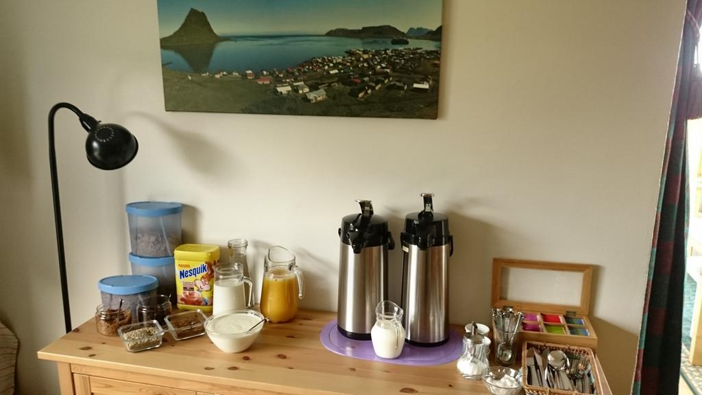 Sudur-Bar Guesthouse グルンダルフィヨルズル エクステリア 写真