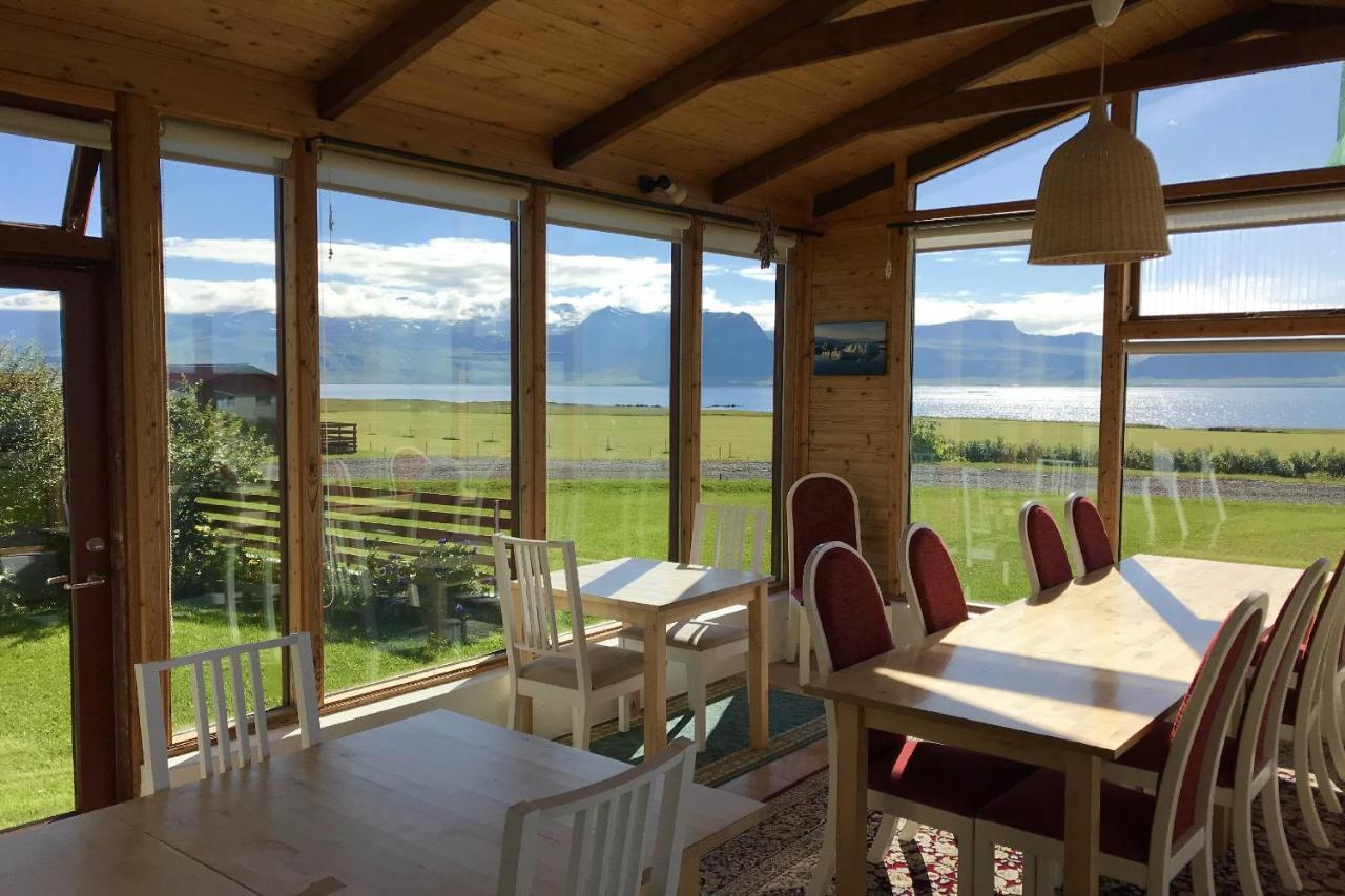 Sudur-Bar Guesthouse グルンダルフィヨルズル エクステリア 写真